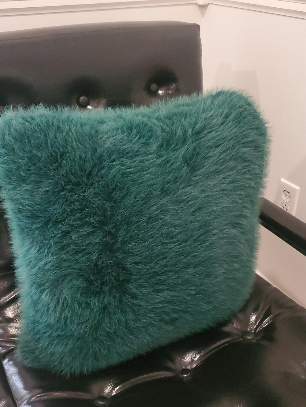 Tahari Huge Thick Fluffy Luxurious Green Faux Fur Accent Pillow